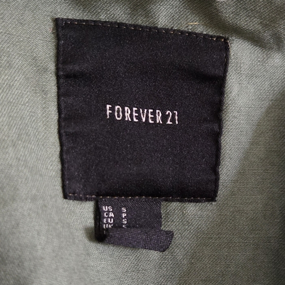 Forever21 green leopard anorak drawstring casual fall jacket - Picture 7 of 7